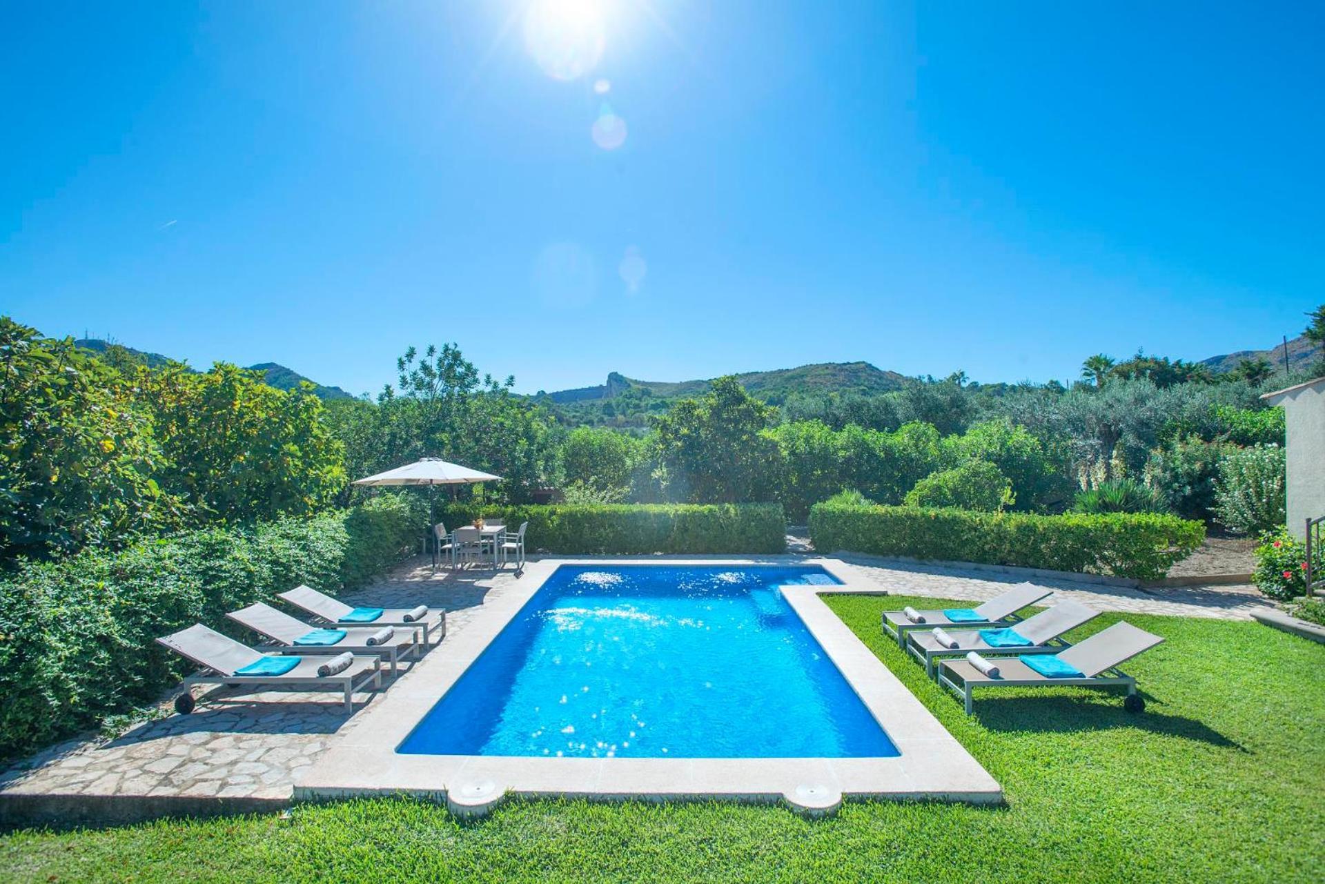 Llosia By Vintage Travel * Alcudia (Mallorca)