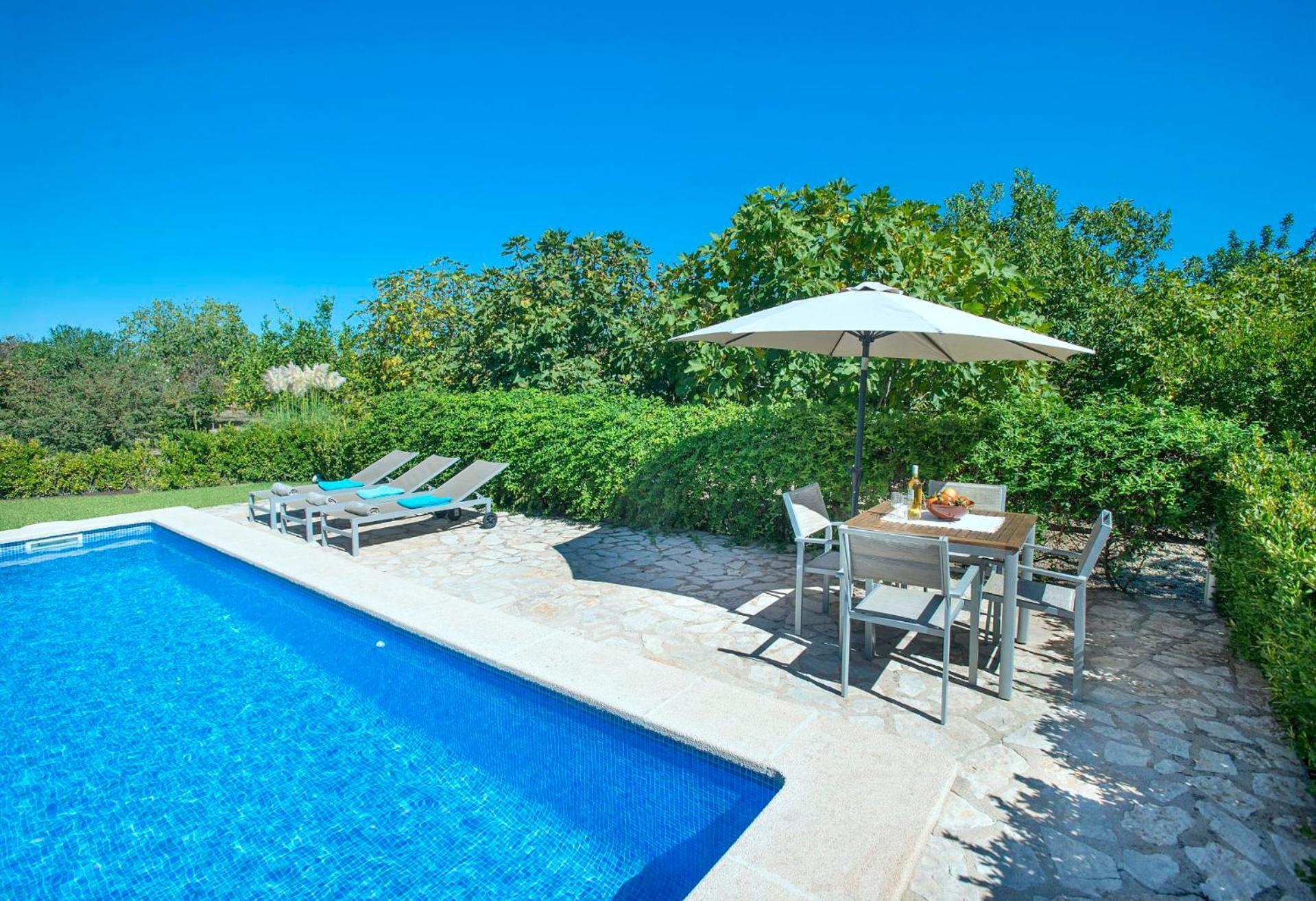 Llosia By Vintage Travel * Alcudia (Mallorca)